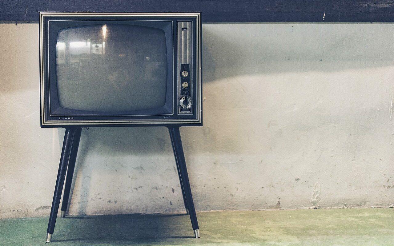 BBC'de Kanal Kapatma Kararı: BBC Three, BBC Scotland ve Radio 4 Extra Yayından Çekiliyor